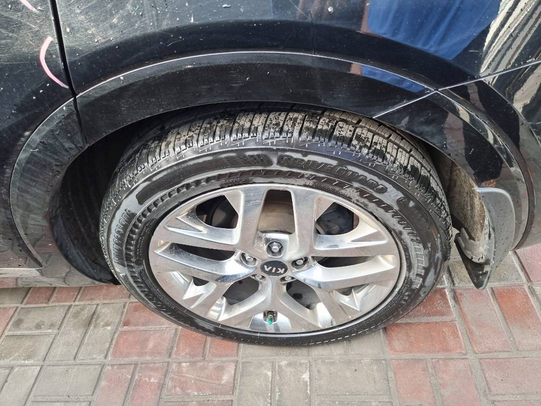 KIA SORENTO 2019 - Marhaba Auction Used Cars - Image 9