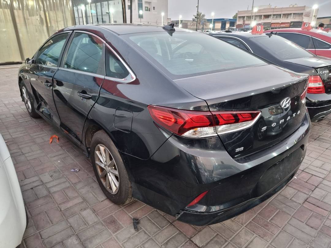 2018 HYUNDAI SONATA — 126226 Miles — Lot 124587 — Ind. 12 - Marhaba Auctions Used Cars - Image 5