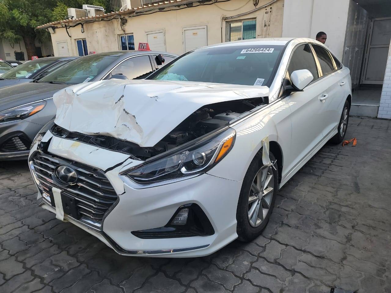 2018 HYUNDAI SONATA — 105121 Miles — Lot 8JH692734 — Main - Marhaba Auctions Used Cars - Image 4