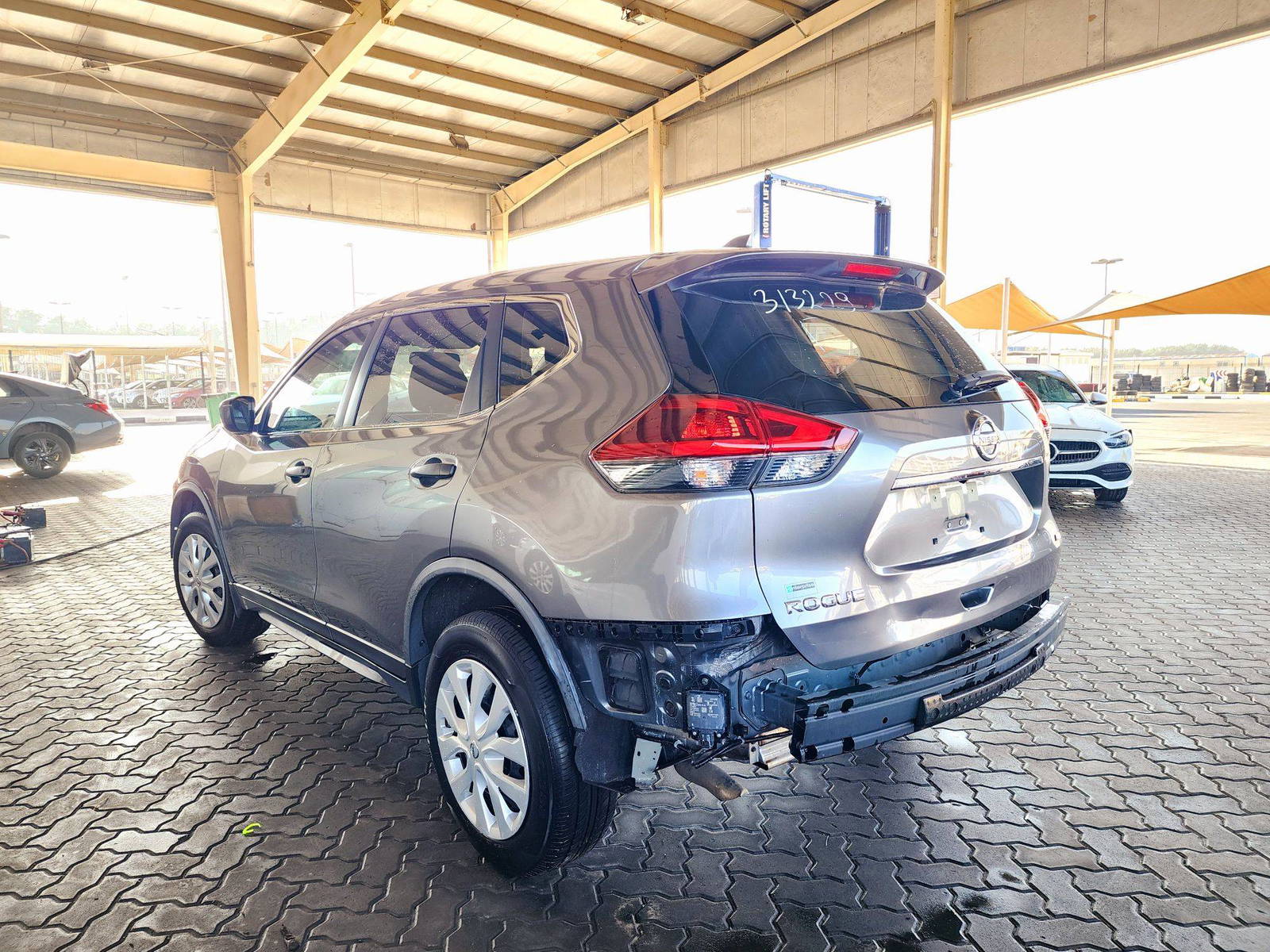 2018 NISSAN ROGUE — 74083 Miles — Lot 39847947 — Souq - Marhaba Auctions Used Cars - Image 4