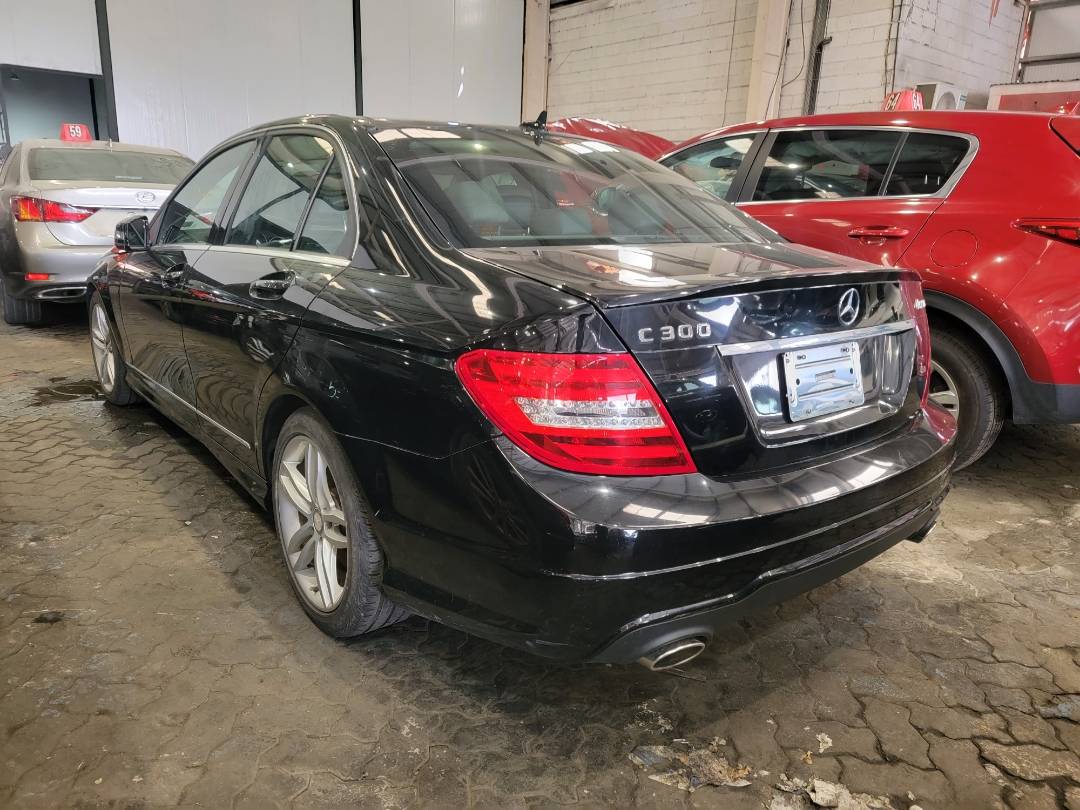 2013 MERCEDES BENZ C300 — 108829 Miles — Lot DA812018 — Main - Marhaba Auctions Used Cars - Image 4