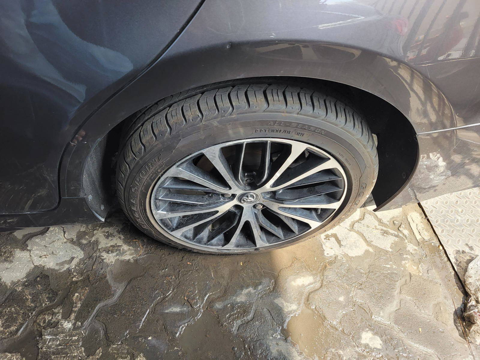 TOYOTA CAMRY 2019 - Marhaba Auction Used Cars - Image 6