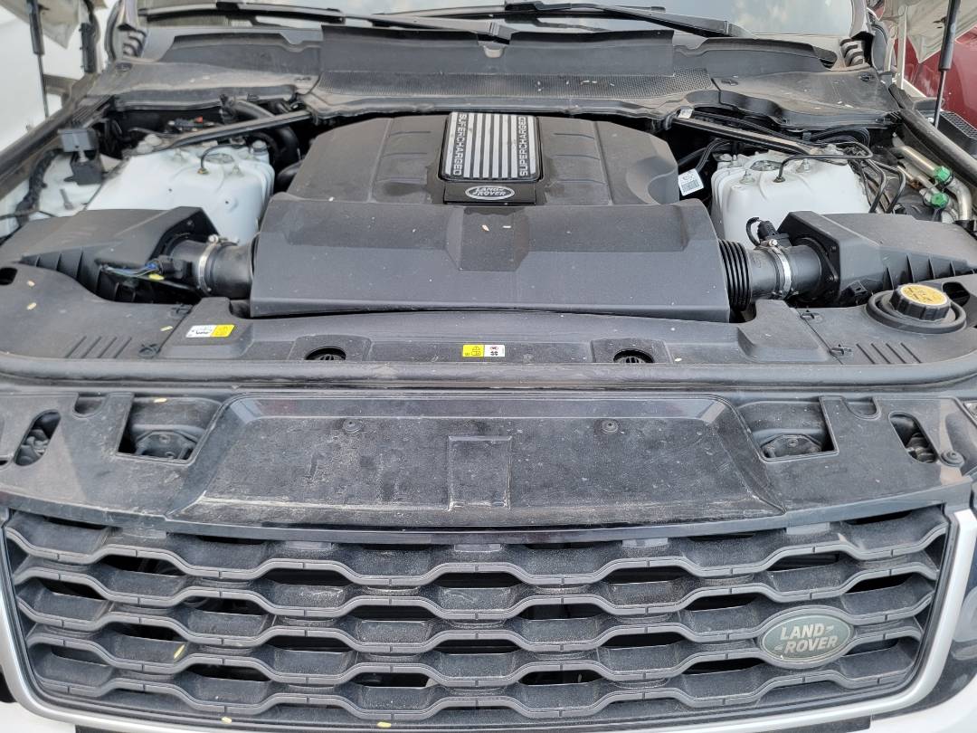 2018 LAND ROVER RANGE ROVER SPORT HSE — 95110 Miles — Lot JA191669 — Main - Marhaba Auctions Used Cars - Image 12