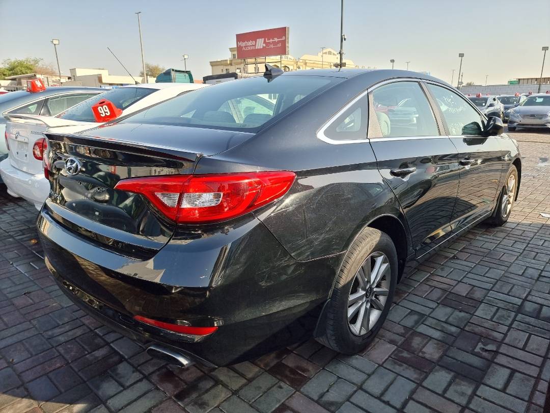 2015 HYUNDAI SONATA — 97839 Miles — Lot 215478 — Souq - Marhaba Auctions Used Cars - Image 4