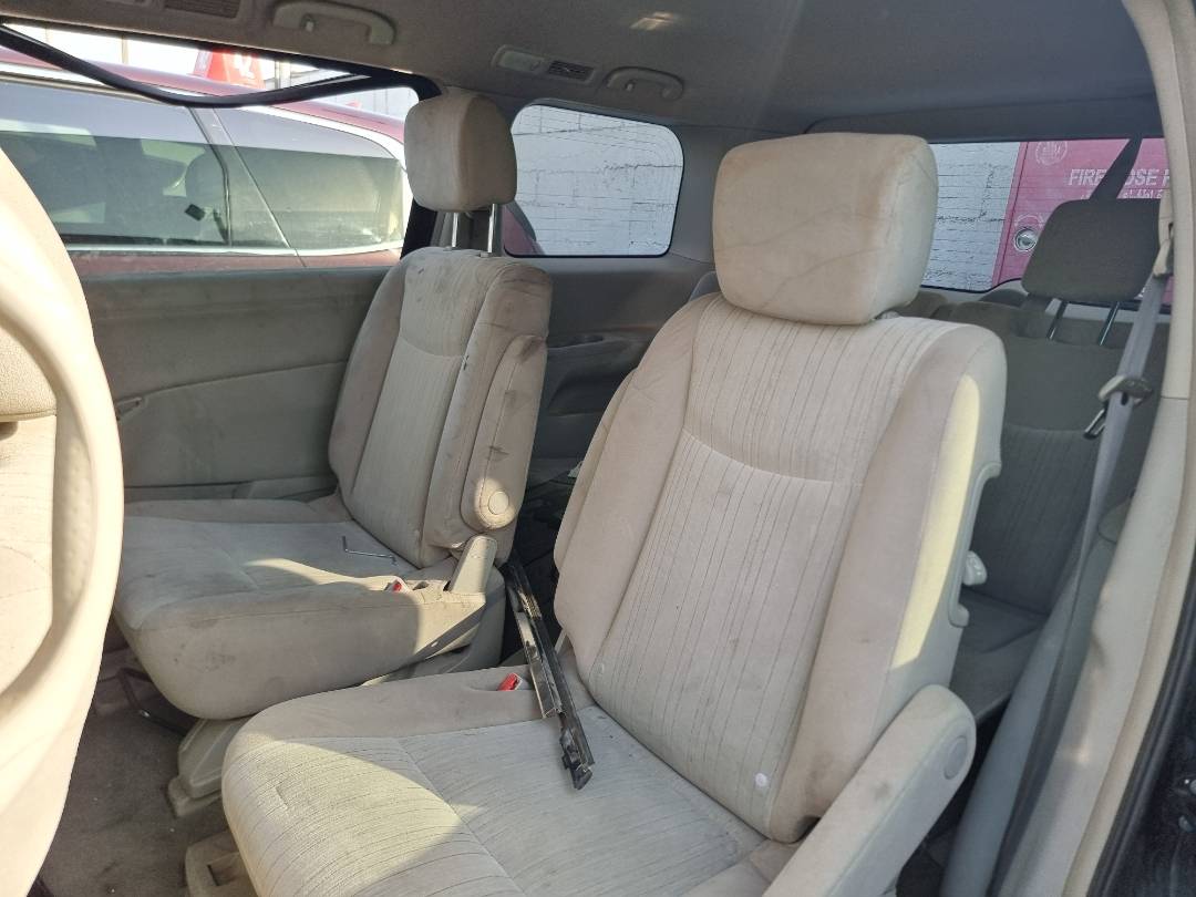 2015 NISSAN QUEST — 160785 Miles — Lot 215487 — Souq - Marhaba Auctions Used Cars - Image 7