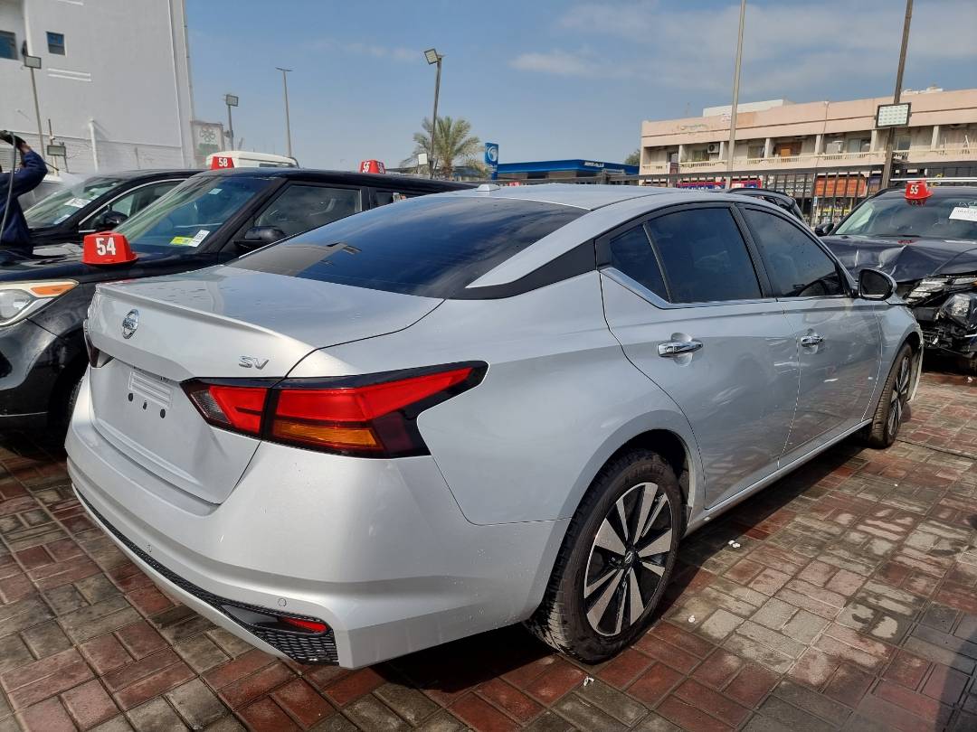 2021 NISSAN ALTIMA — 69627 Miles — Lot 40776707 — Souq - Marhaba Auctions Used Cars - Image 3
