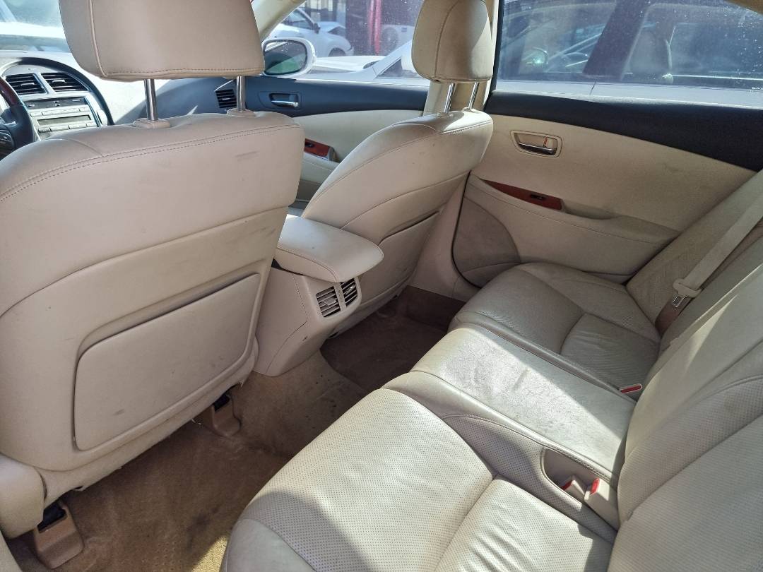 2011 LEXUS ES 350 — 154386 Miles — Lot 2430305 — Ind. 12 - Marhaba Auctions Used Cars - Image 6