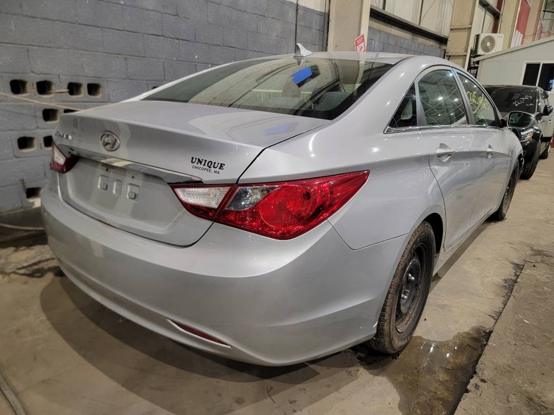 2011 HYUNDAI SONATA — 160041 Miles — Lot 72154863 - Marhaba Auctions Used Cars - Image 10