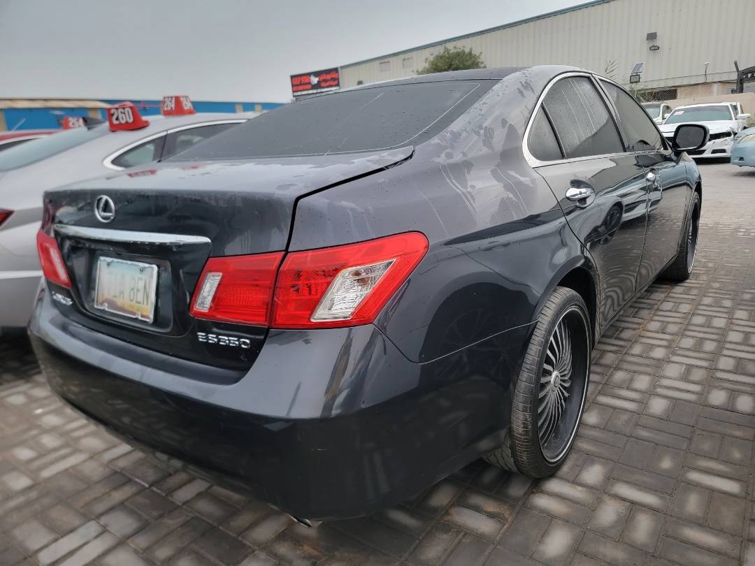 2007 LEXUS ES 350 — 211476 Miles — Lot 2016212 - Marhaba Auctions Used Cars - Image 4
