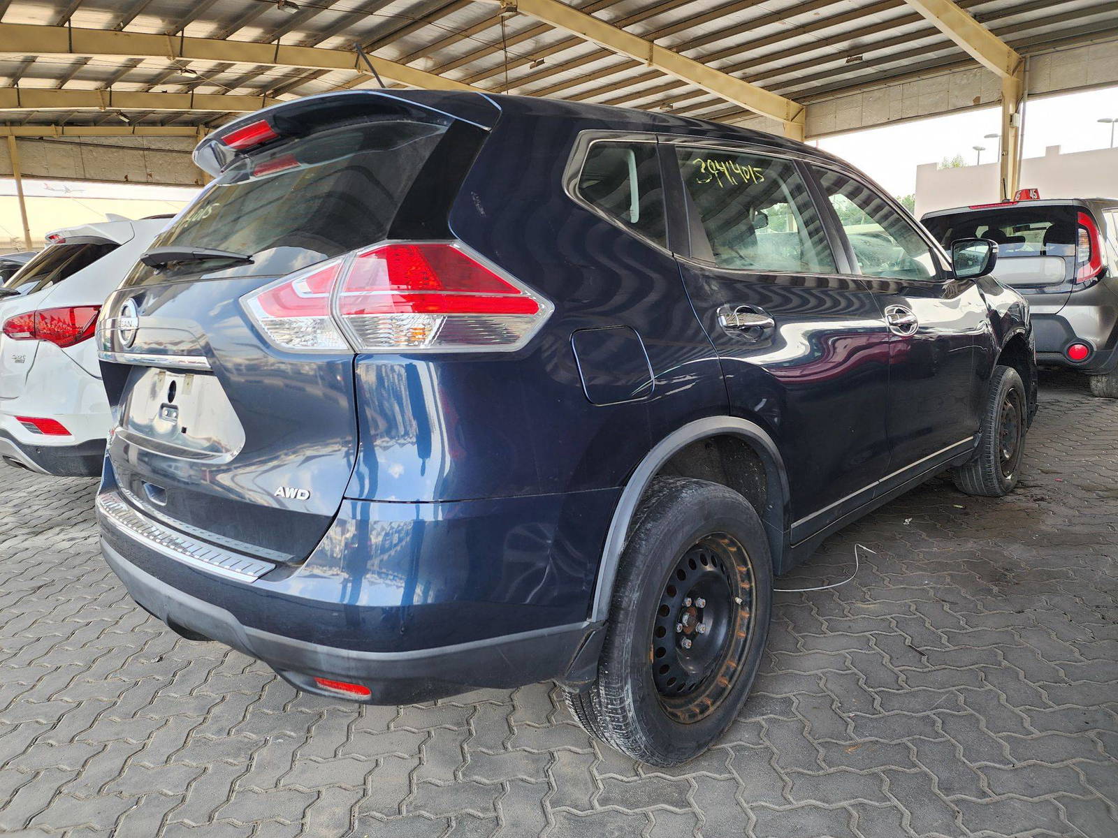 2015 NISSAN ROGUE — 89803 Miles — Lot 39414015 — Souq - Marhaba Auctions Used Cars - Image 3