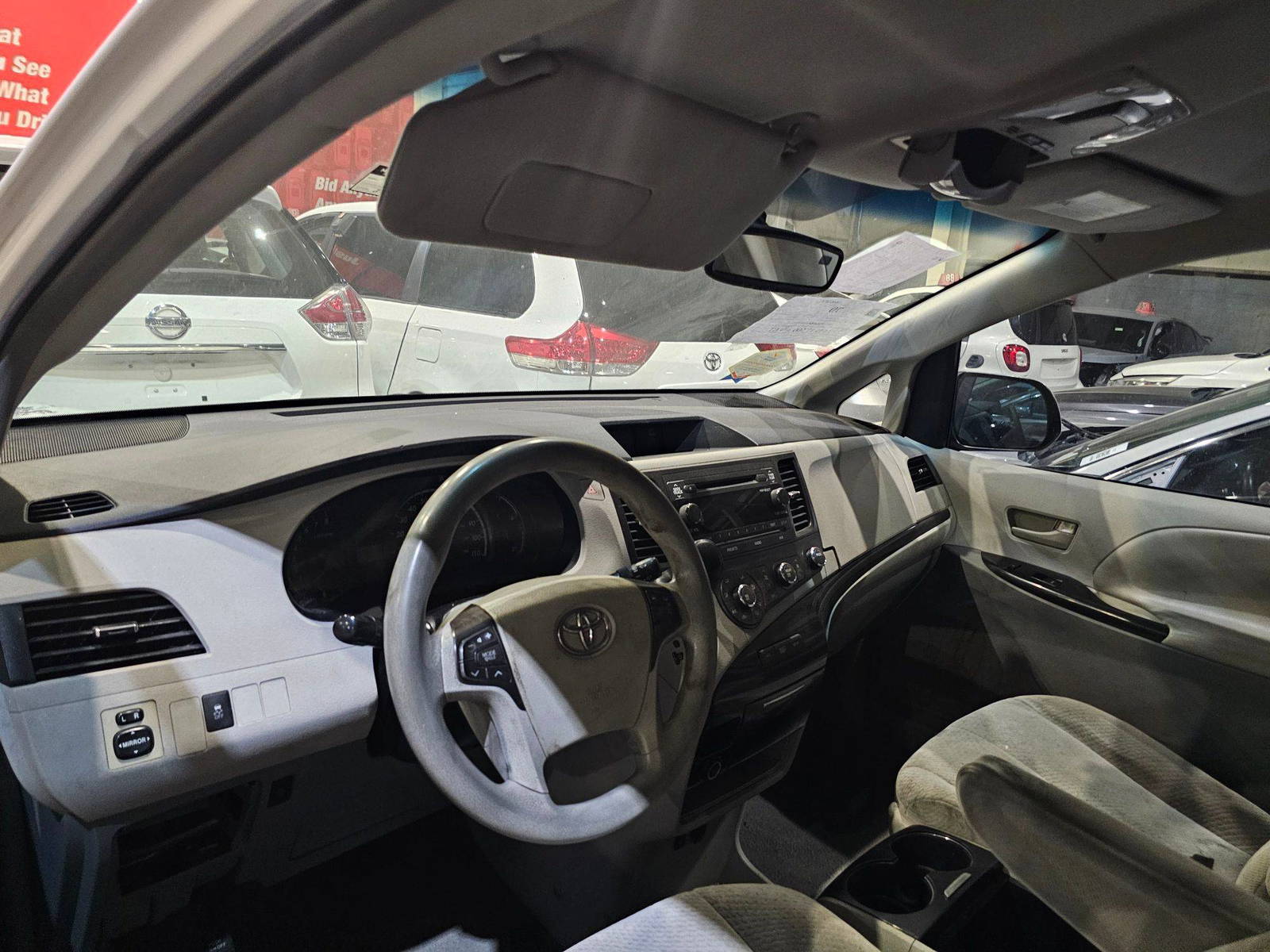 TOYOTA SIENNA 2011 - Marhaba Auction Used Cars - Image 7