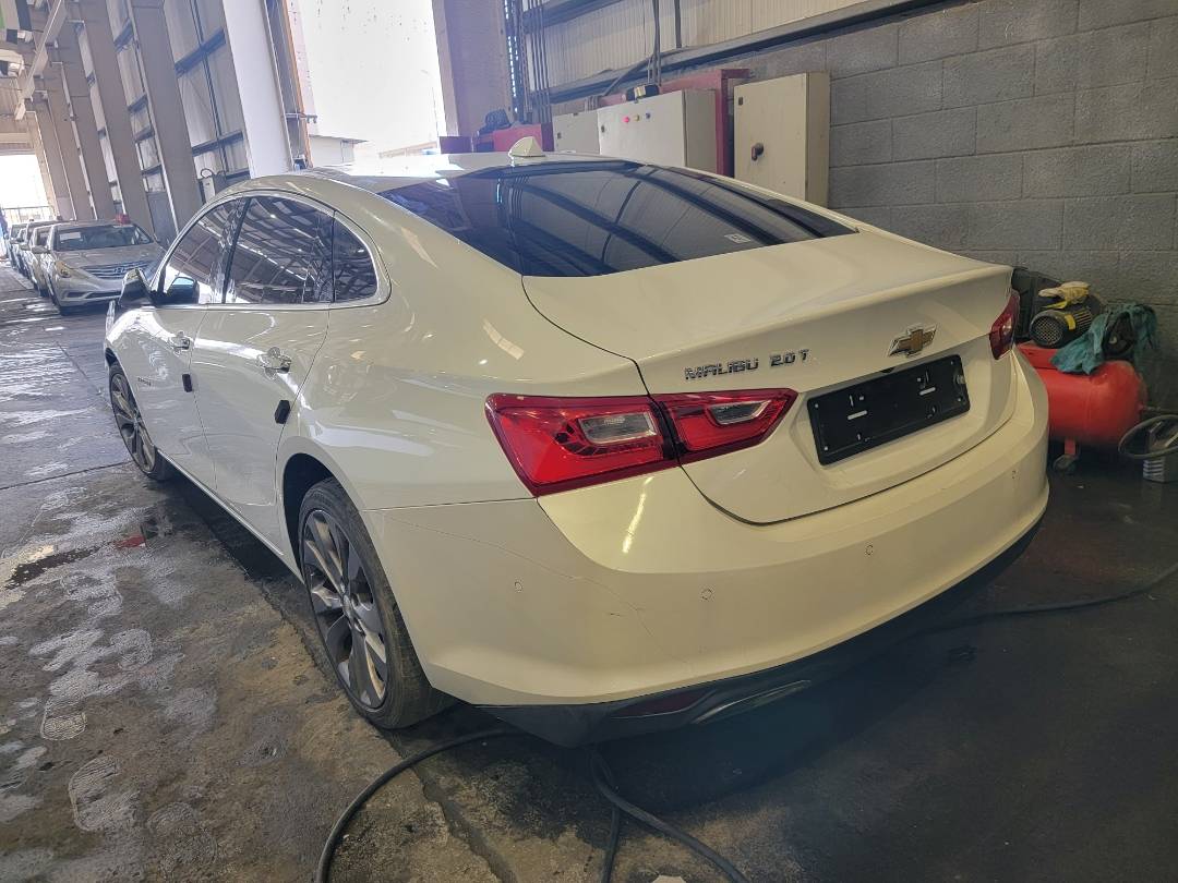 2017 CHEVROLET MALIBU — 184427 KM — Lot DHB707366 — Main - Marhaba Auctions Used Cars - Image 5