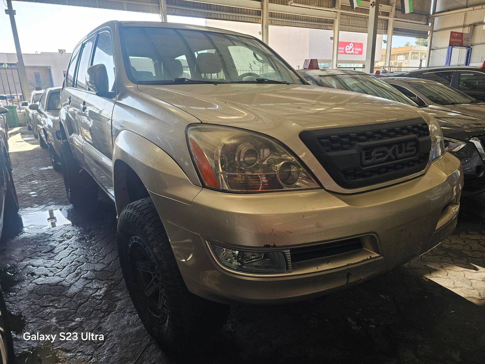 2009 LEXUS GX 470 — 156962 Miles — Lot 73610 — Main - Marhaba Auctions Used Cars - Image 3