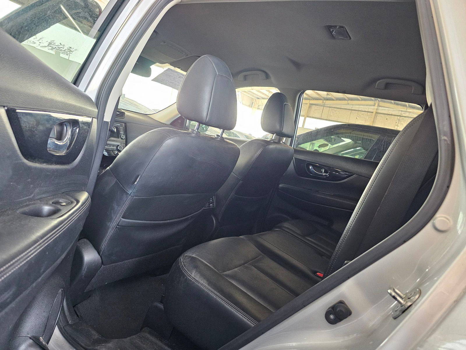 NISSAN ROGUE 2018 - Marhaba Auction Used Cars - Image 6