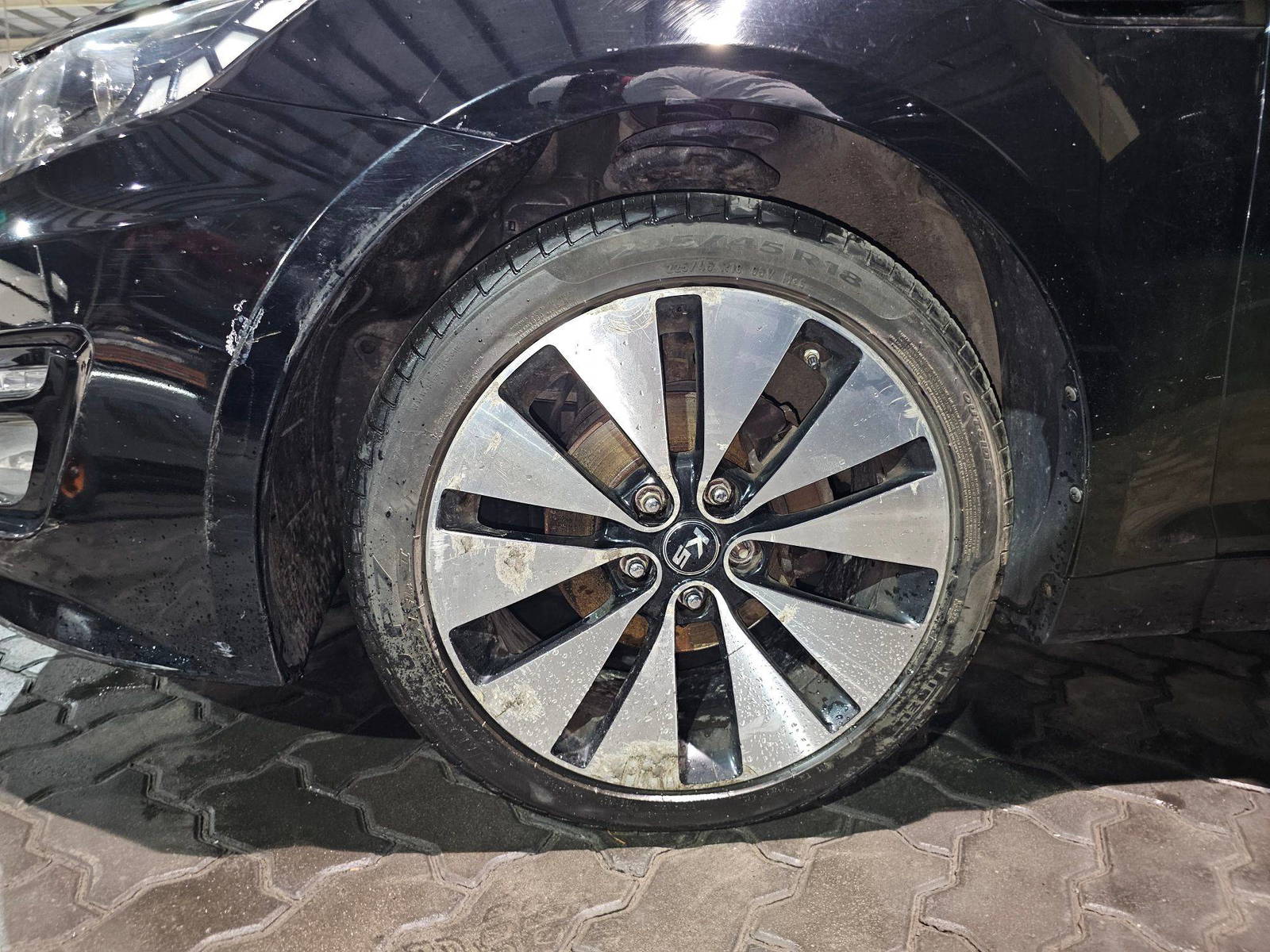 2012 KIA K5 — 217685 KM — Lot 220525 — Souq - Marhaba Auctions Used Cars - Image 10