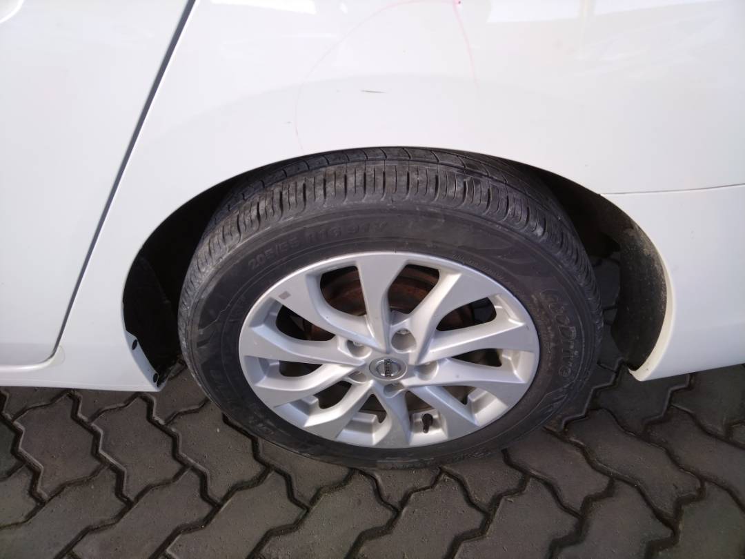 2019 NISSAN SENTRA — 68144 Miles — Lot 76722243 - Marhaba Auctions Used Cars - Image 5