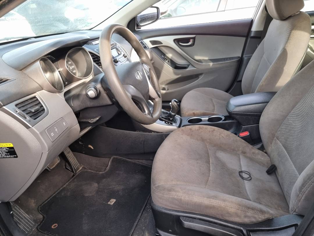 2015 HYUNDAI ELANTRA — 167210 Miles — Lot 215478 — Souq - Marhaba Auctions Used Cars - Image 8