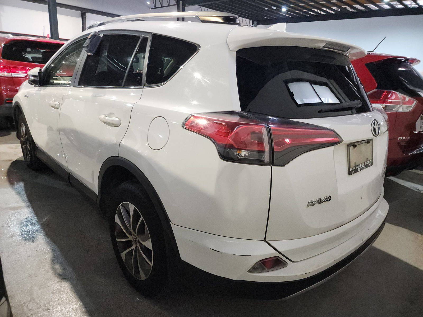 2018 TOYOTA RAV4 — 271632 KM — Lot 73182414 — Al Quoz - Marhaba Auctions Used Cars - Image 6