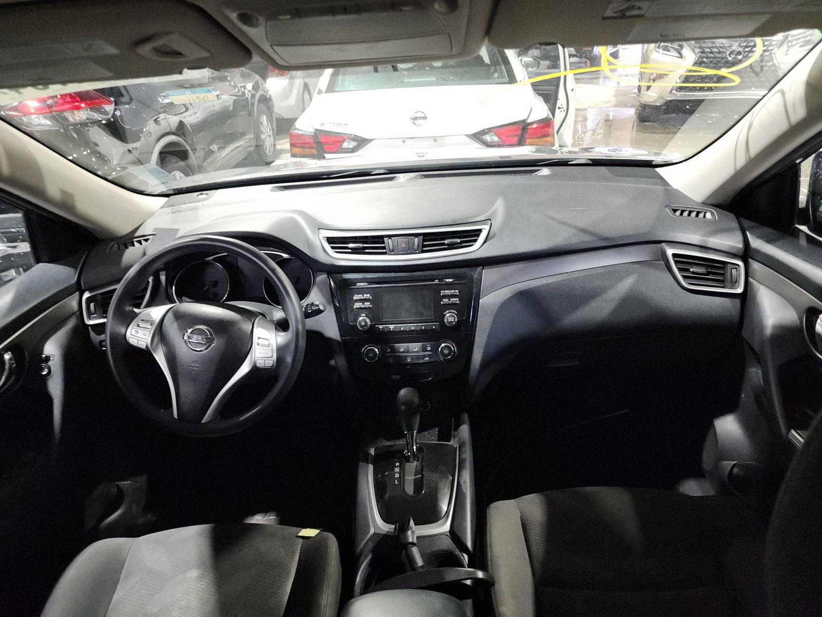 2016 NISSAN ROGUE — 178731 Miles — Lot 77551784 — Al Quoz - Marhaba Auctions Used Cars - Image 8