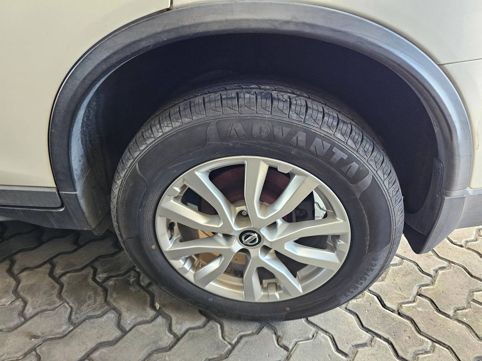 NISSAN ROGUE 2018 - Marhaba Auction Used Cars - Image 10