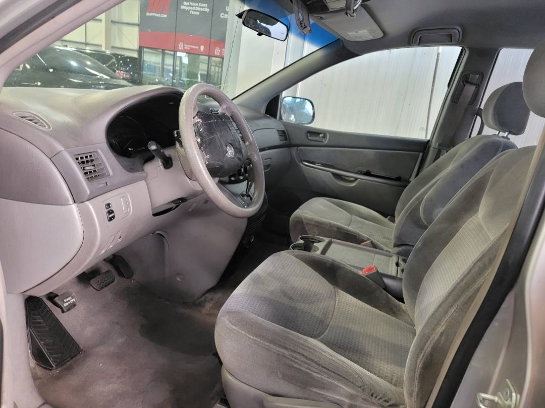 2006 TOYOTA SIENNA — 187968 Miles — Lot 69061424 — Main - Marhaba Auctions Used Cars - Image 8