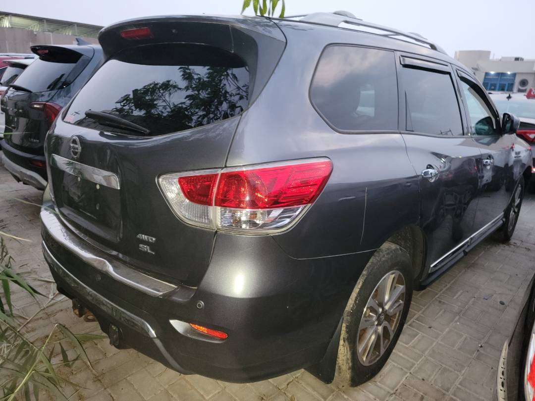 2015 NISSAN PATHFINDER — 189936 Miles — Lot 71008143 - Marhaba Auctions Used Cars - Image 4
