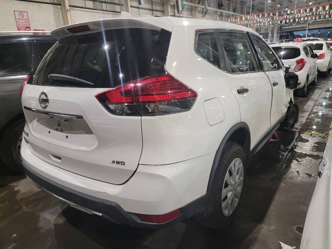 2017 NISSAN ROGUE — 104808 Miles — Lot 40689832 — Main - Marhaba Auctions Used Cars - Image 3