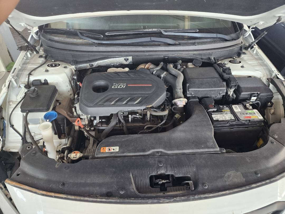 2015 HYUNDAI SONATA — 120633 Miles — Lot 49958 — Souq - Marhaba Auctions Used Cars - Image 4