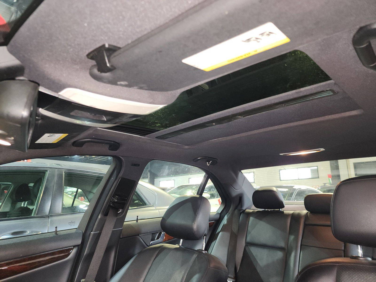 MERCEDES BENZ C300 2011 - Marhaba Auction Used Cars - Image 10