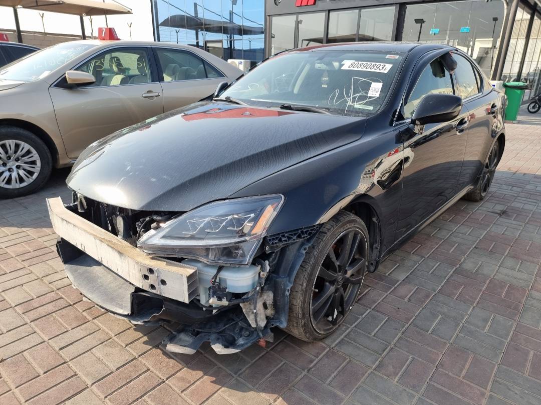 2007 LEXUS IS 250 — 173693 Miles — Lot 125487 — Souq - Marhaba Auctions Used Cars - Image 5
