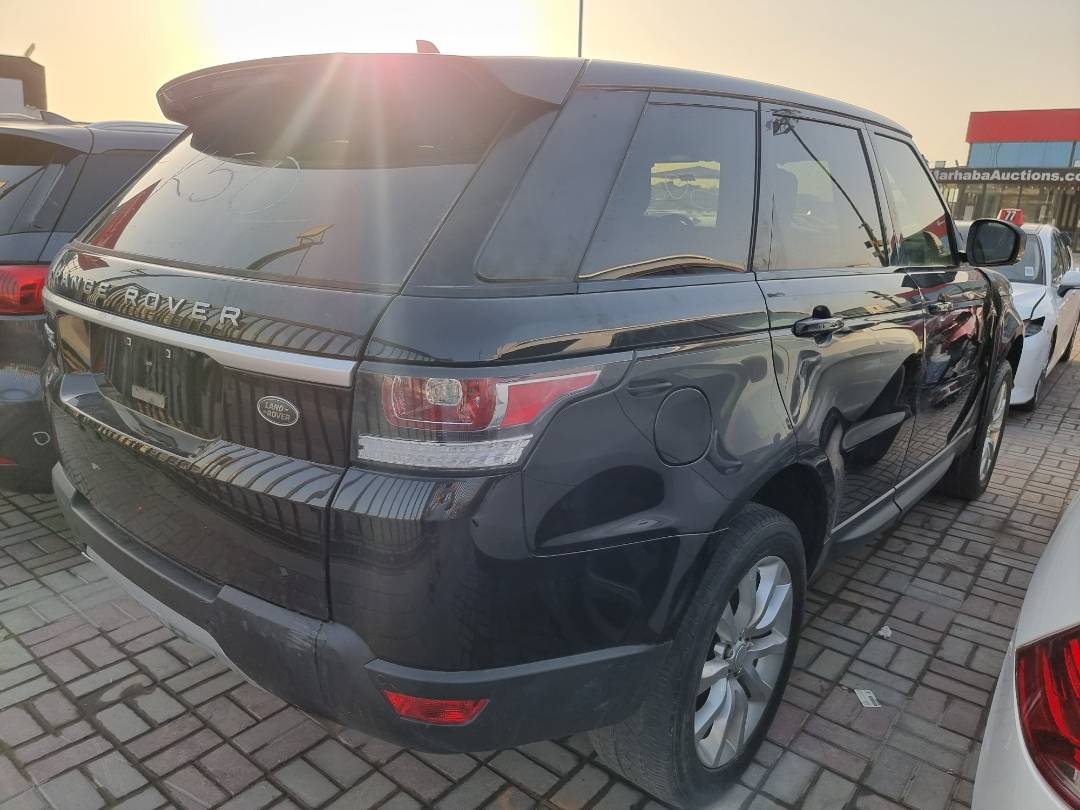 2016 LAND ROVER RANGE ROVER SPORT — 86083 Miles — Lot 6693409 — Ind. 12 - Marhaba Auctions Used Cars - Image 4