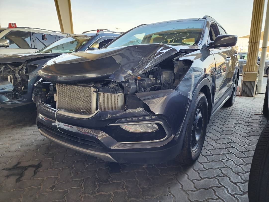 2018 HYUNDAI SANTA FE SPORT — 112272 KM — Lot 508194 — Souq - Marhaba Auctions Used Cars - Image 9