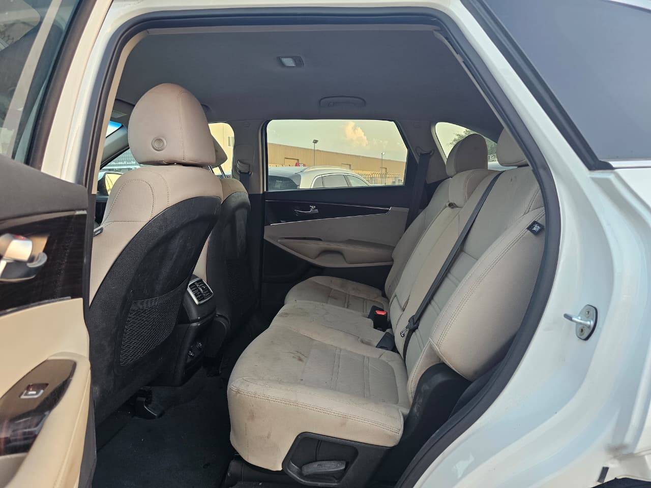 2019 KIA SORENTO — 83342 Miles — Lot 41472343 - Marhaba Auctions Used Cars - Image 7