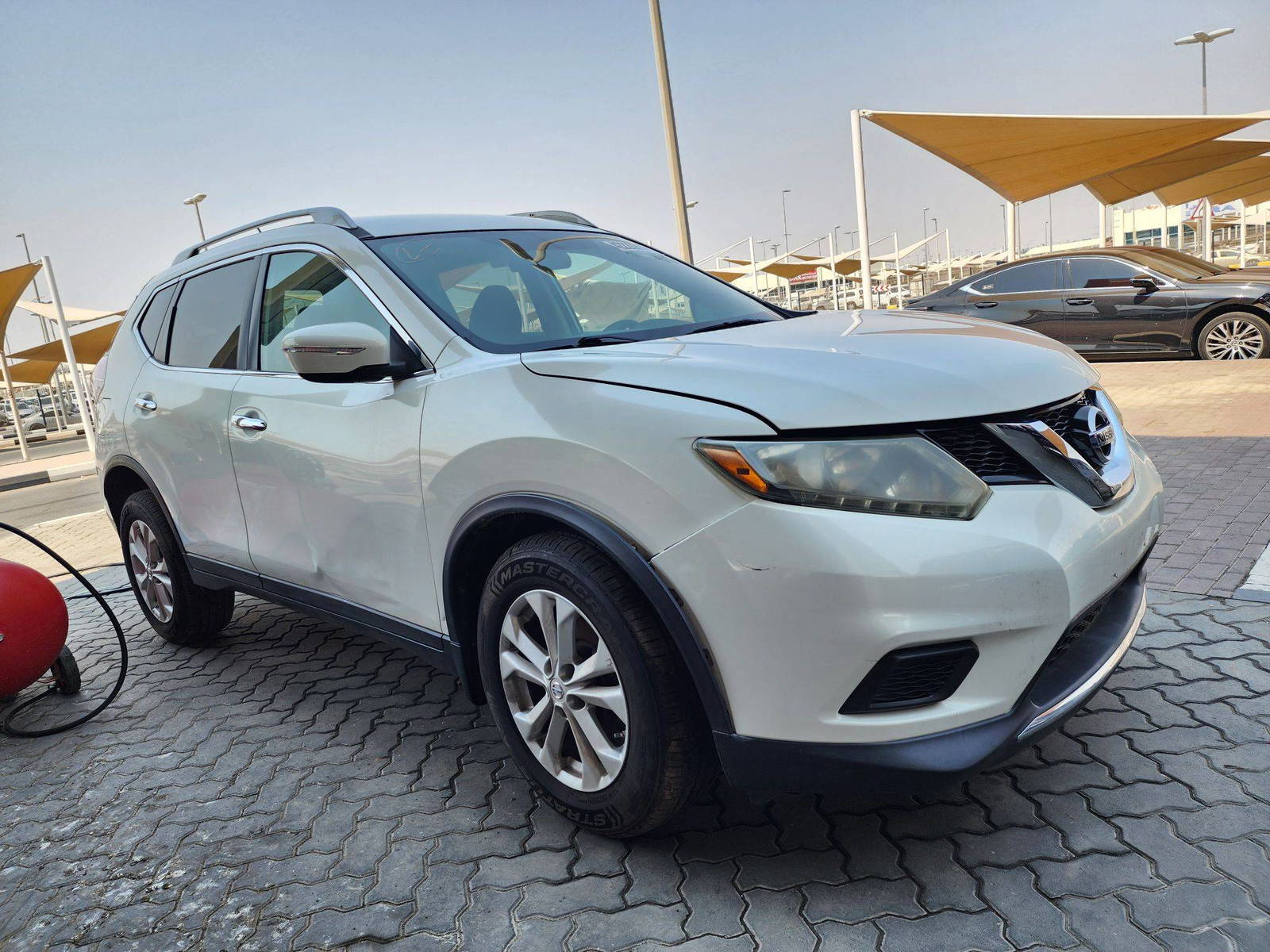 2014 NISSAN ROGUE — 176338 Miles — Lot 42220914 — Souq - Marhaba Auctions Used Cars - Image 4