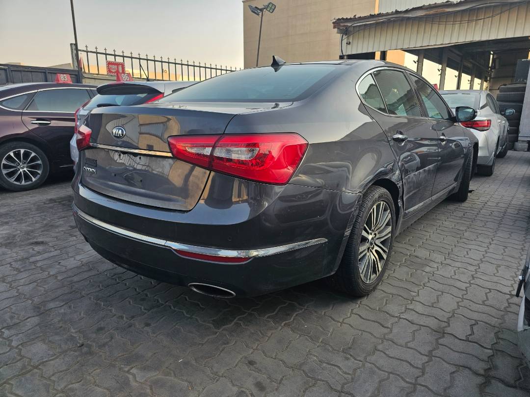 2016 KIA CADENZA — 127886 Miles — Lot D70G5207964 — Main - Marhaba Auctions Used Cars - Image 3