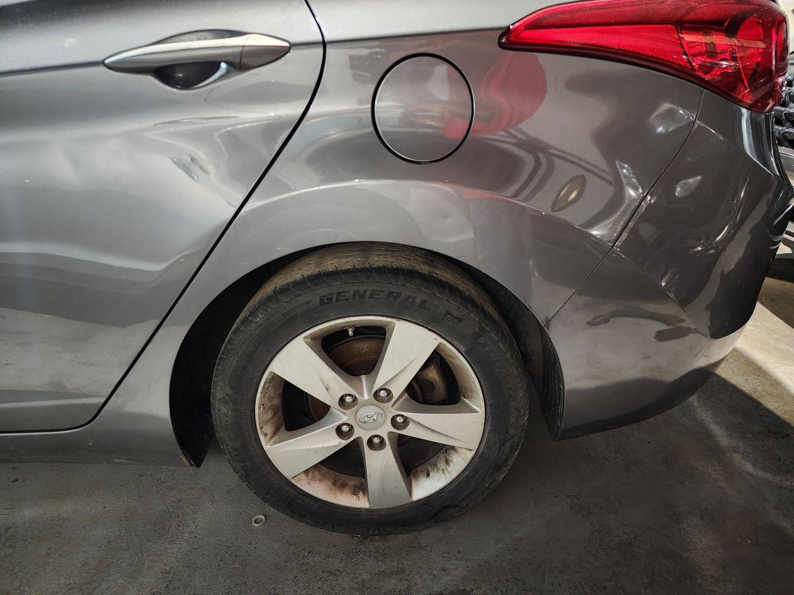 2013 HYUNDAI ELANTRA — 208371 Miles — Lot 42196075 — Al Quoz - Marhaba Auctions Used Cars - Image 11