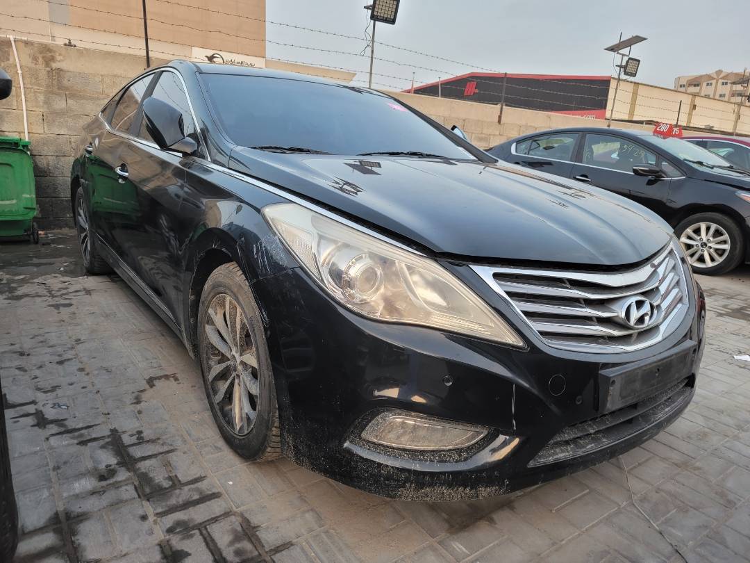 HYUNDAI GRANDEUR 2012 - Marhaba Auction Used Cars - Image 4