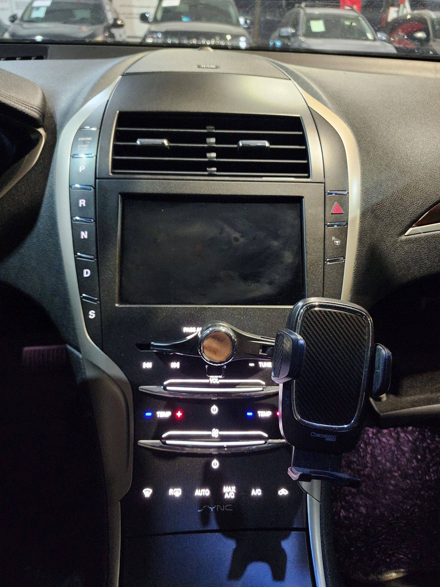2016 LINCOLN MKZ — 148026 KM — Lot 605612 — Al Quoz - Marhaba Auctions Used Cars - Image 14