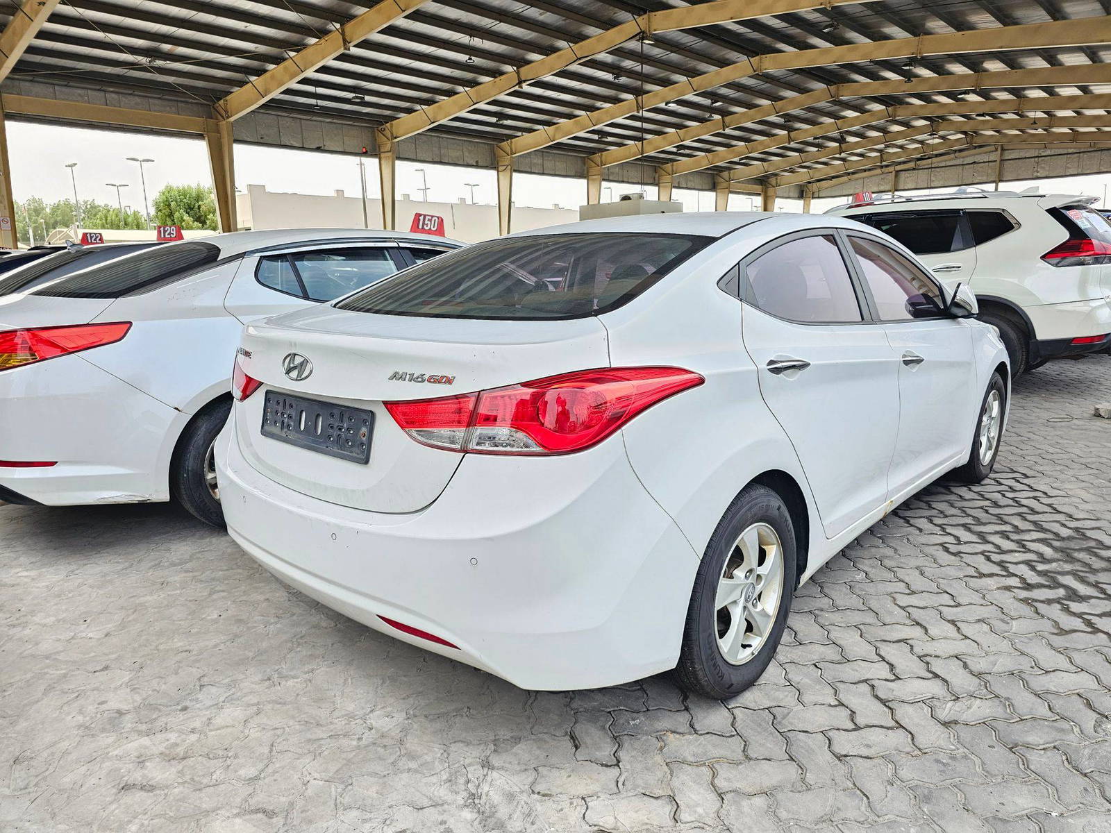 2012 HYUNDAI AVANTE — 317617 KM — Lot 275853 — Main - Marhaba Auctions Used Cars - Image 4