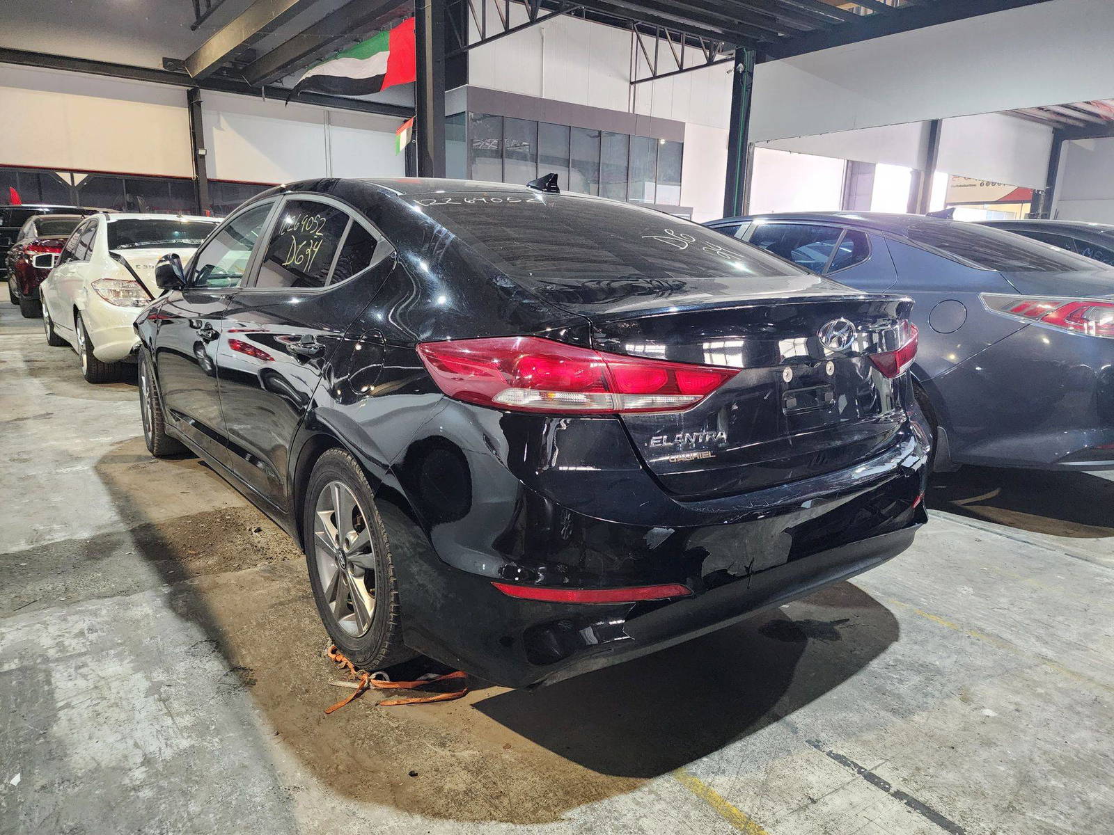 2018 HYUNDAI ELANTRA — 107517 KM — Lot 12269052 — Main - Marhaba Auctions Used Cars - Image 5