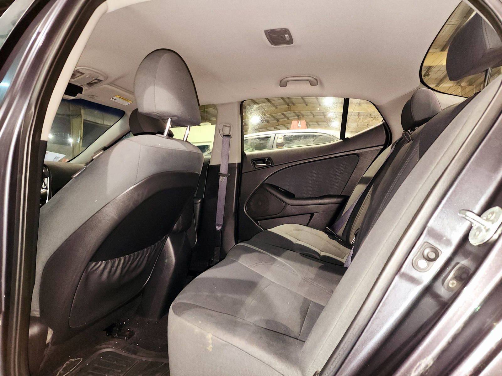 2015 KIA OPTIMA — 73789 Miles — Lot 36853936 — Souq - Marhaba Auctions Used Cars - Image 6