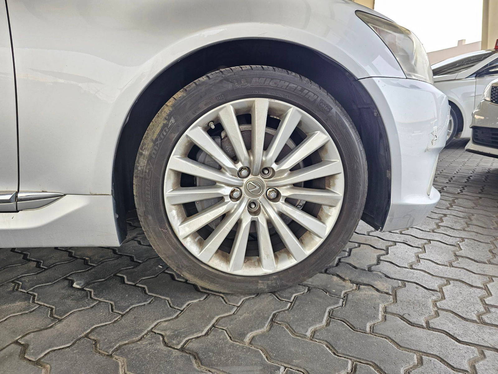2013 LEXUS LS 460 — 112044 Miles — Lot 88987325 — Souq - Marhaba Auctions Used Cars - Image 12