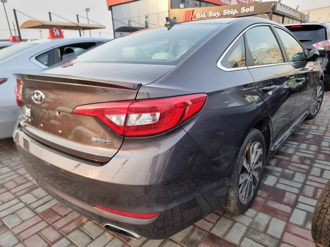 2015 HYUNDAI SONATA — 135085 Miles — Lot 38711758 — Souq - Marhaba Auctions Used Cars - Image 5