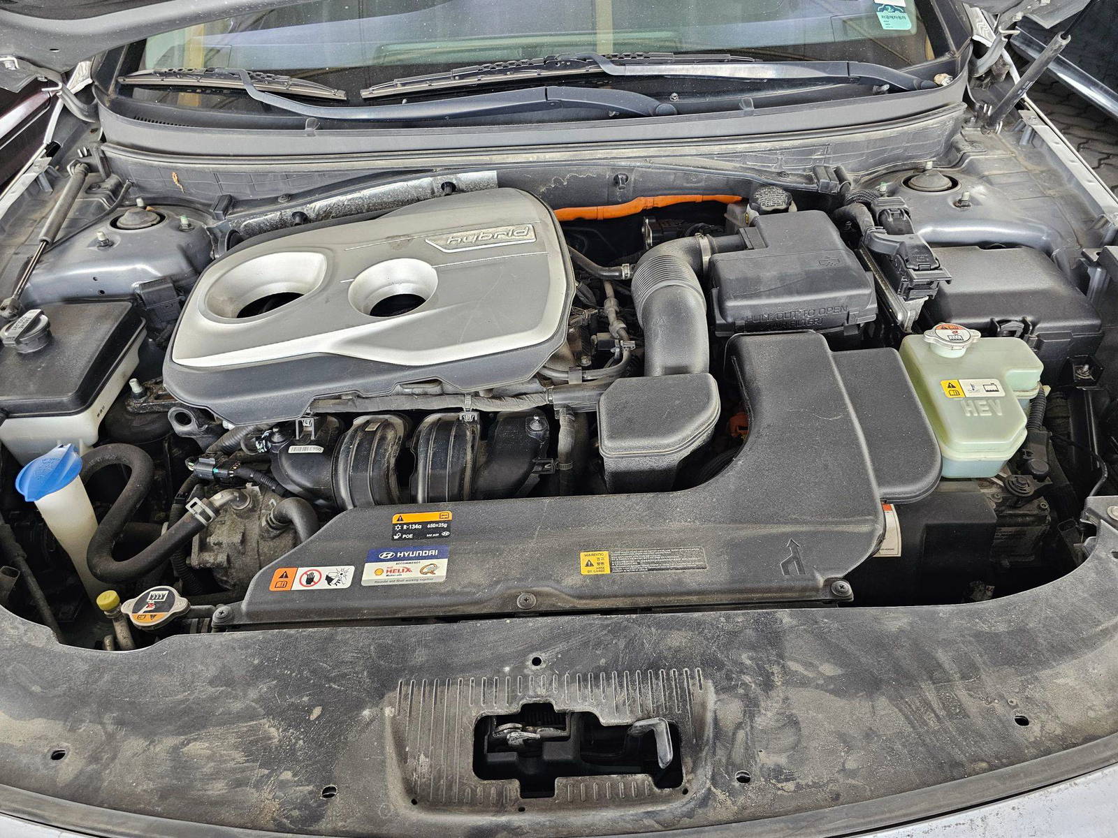 2016 HYUNDAI SONATA — 196925 KM — Lot 024824 — Souq - Marhaba Auctions Used Cars - Image 11