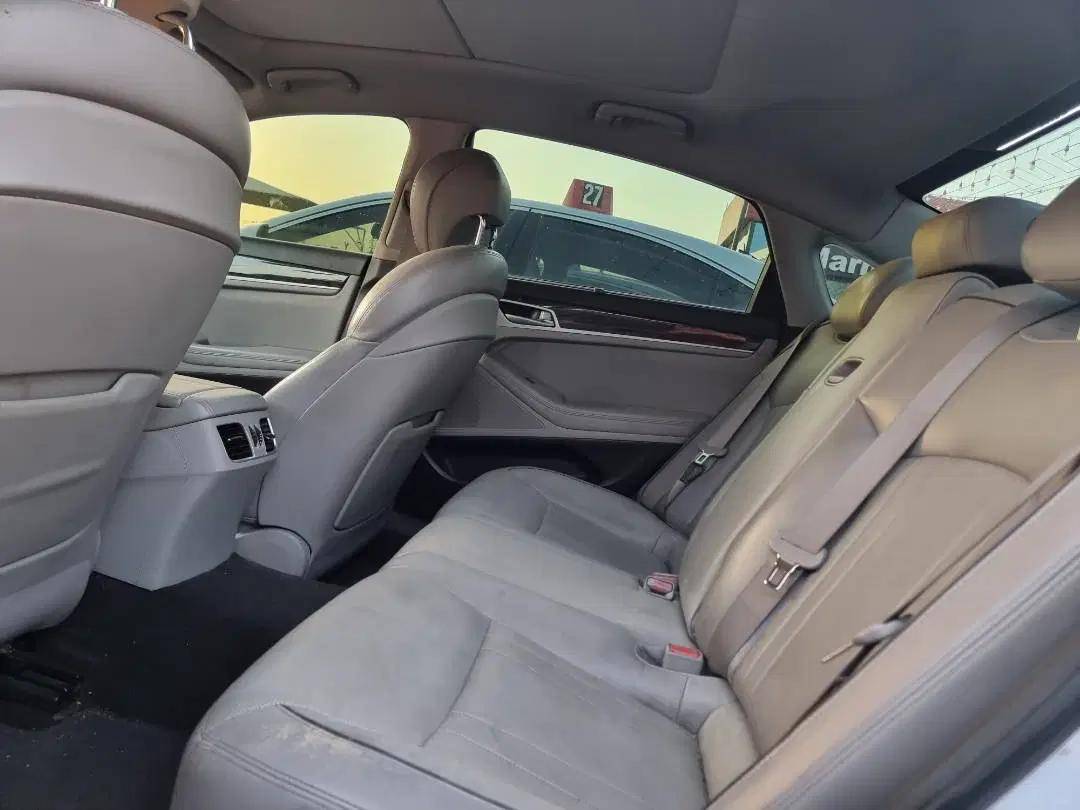 HYUNDAI GENESIS 2015 - Marhaba Auction Used Cars - Image 6