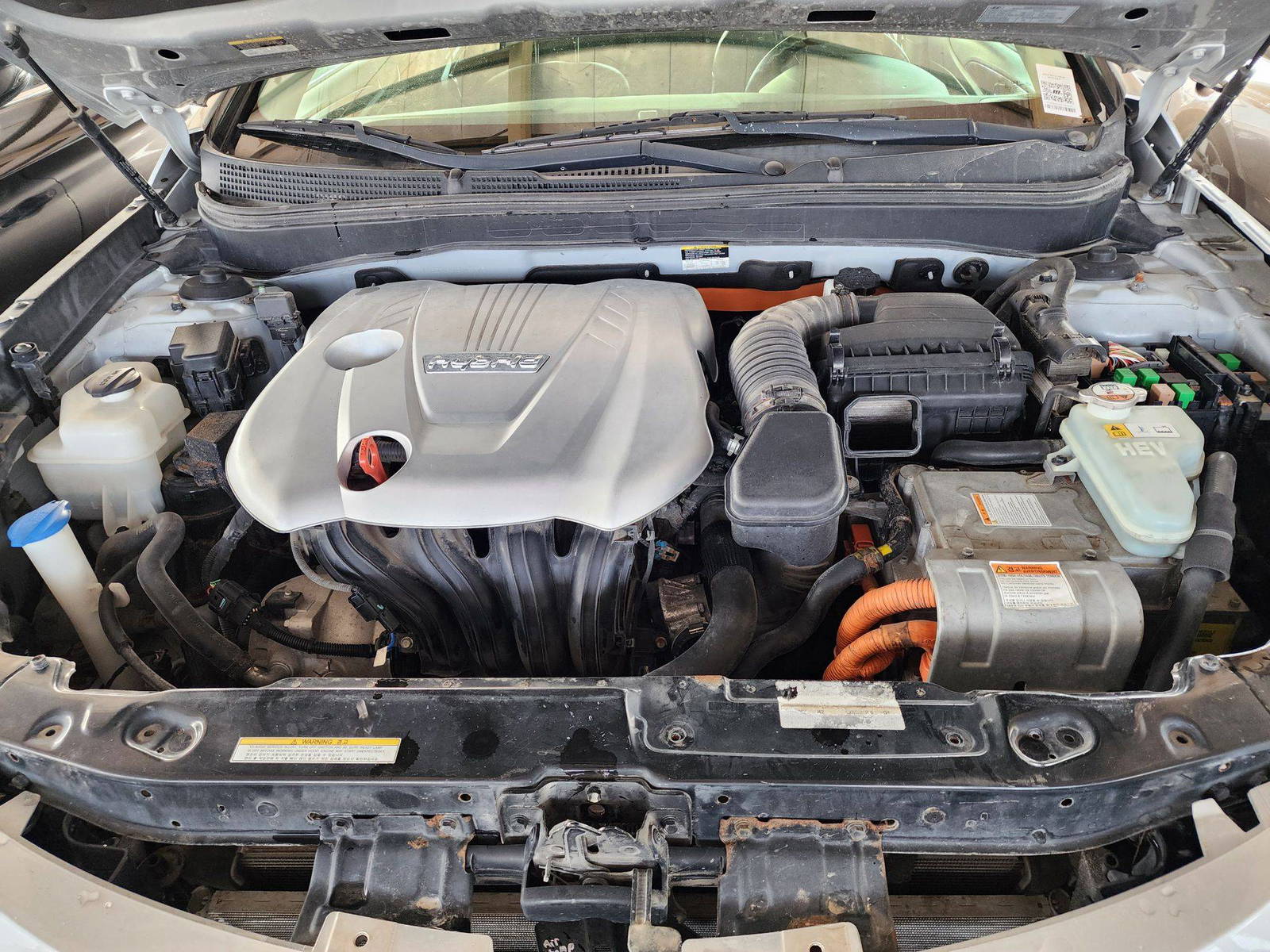 2012 HYUNDAI SONATA — 178906 Miles — Lot 43242934 — Souq - Marhaba Auctions Used Cars - Image 8