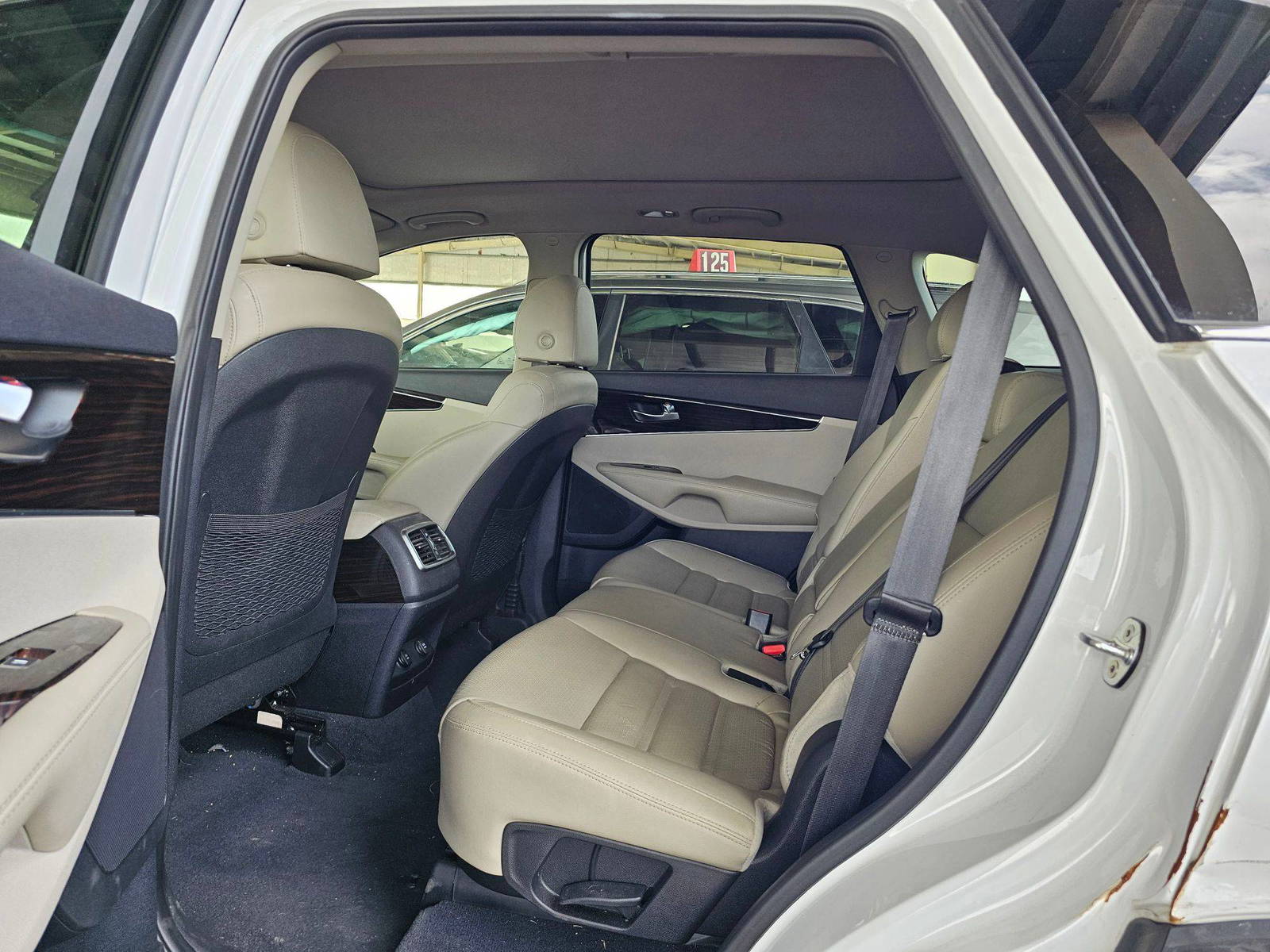 KIA SORENTO 2020 - Marhaba Auction Used Cars - Image 6