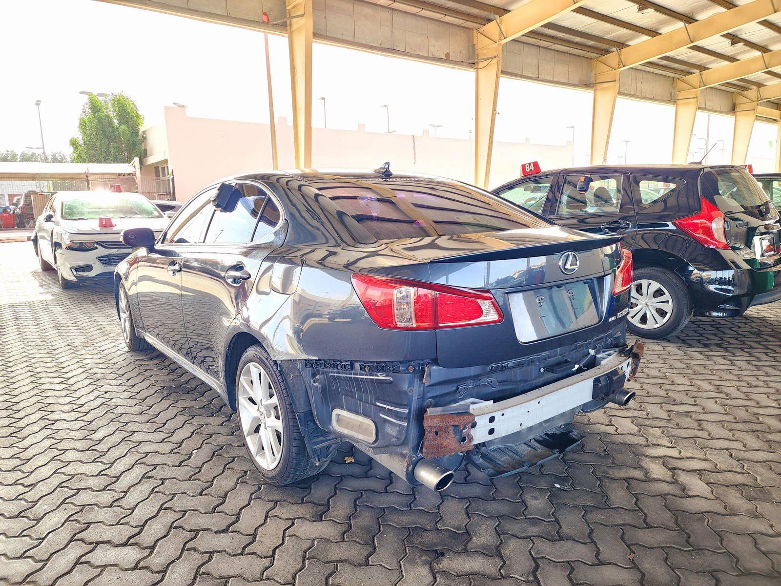 2011 LEXUS IS-350 — 160862 Miles — Lot 125478 — Souq - Marhaba Auctions Used Cars - Image 5