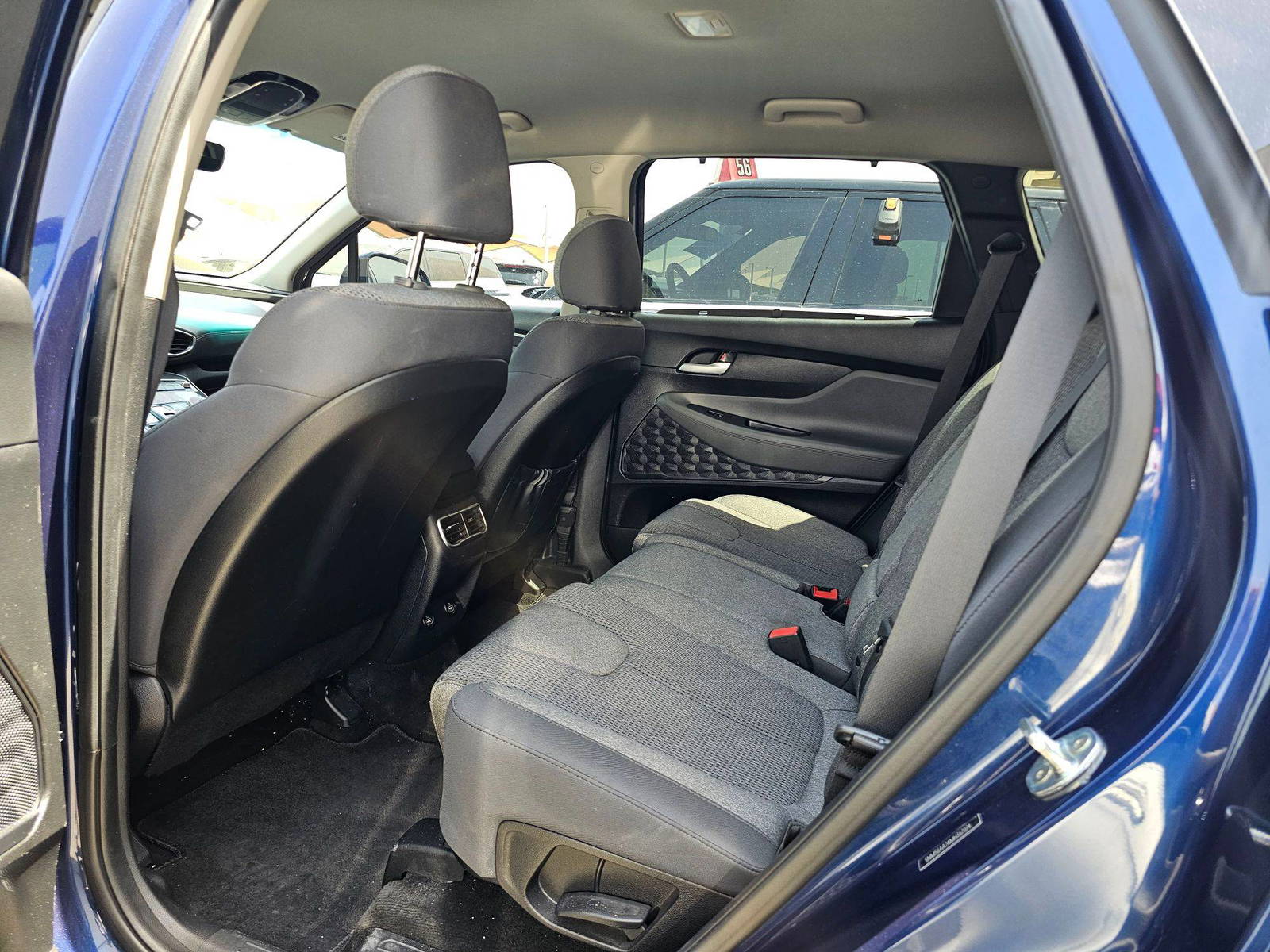2021 HYUNDAI SANTA FE — 48092 KM — Lot MH367074 — Souq - Marhaba Auctions Used Cars - Image 8