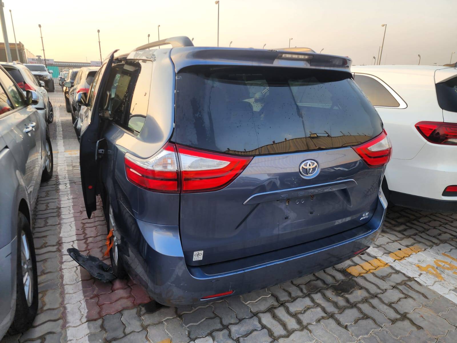 TOYOTA SIENNA 2015 - Marhaba Auction Used Cars - Image 9